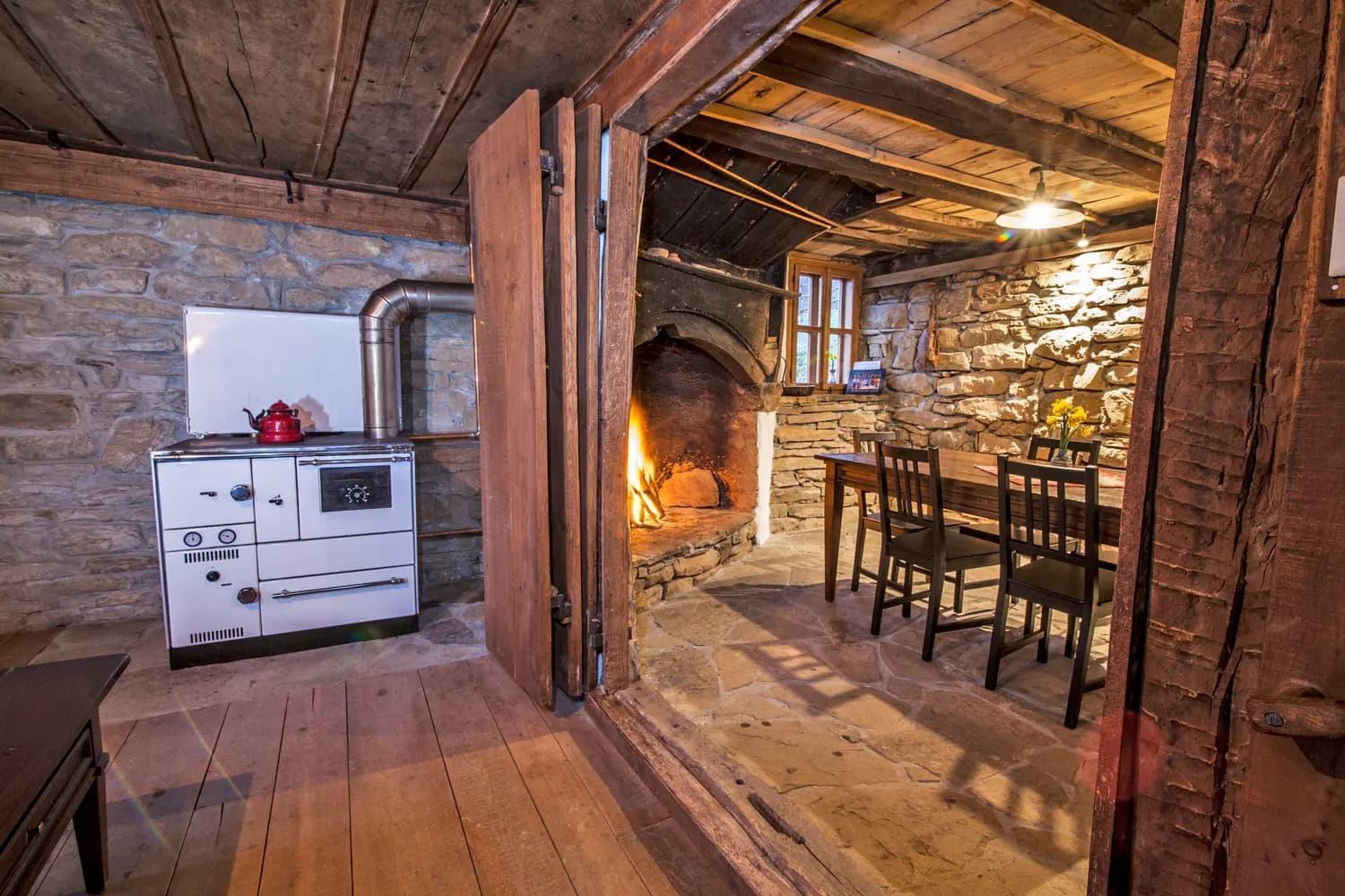Authentic House With Stunning Mountain View - Karashka Villa Apriltsi  Buitenkant foto